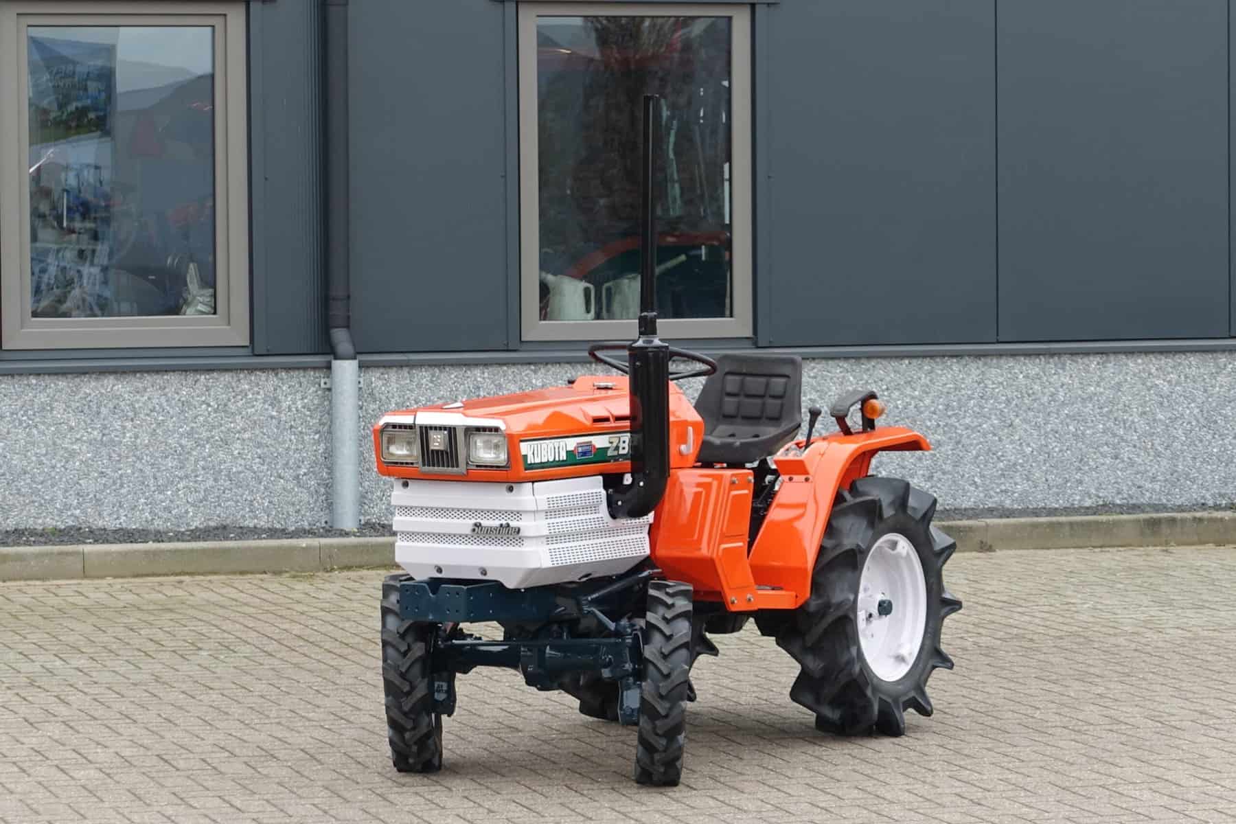 Kubota B1402 4wd