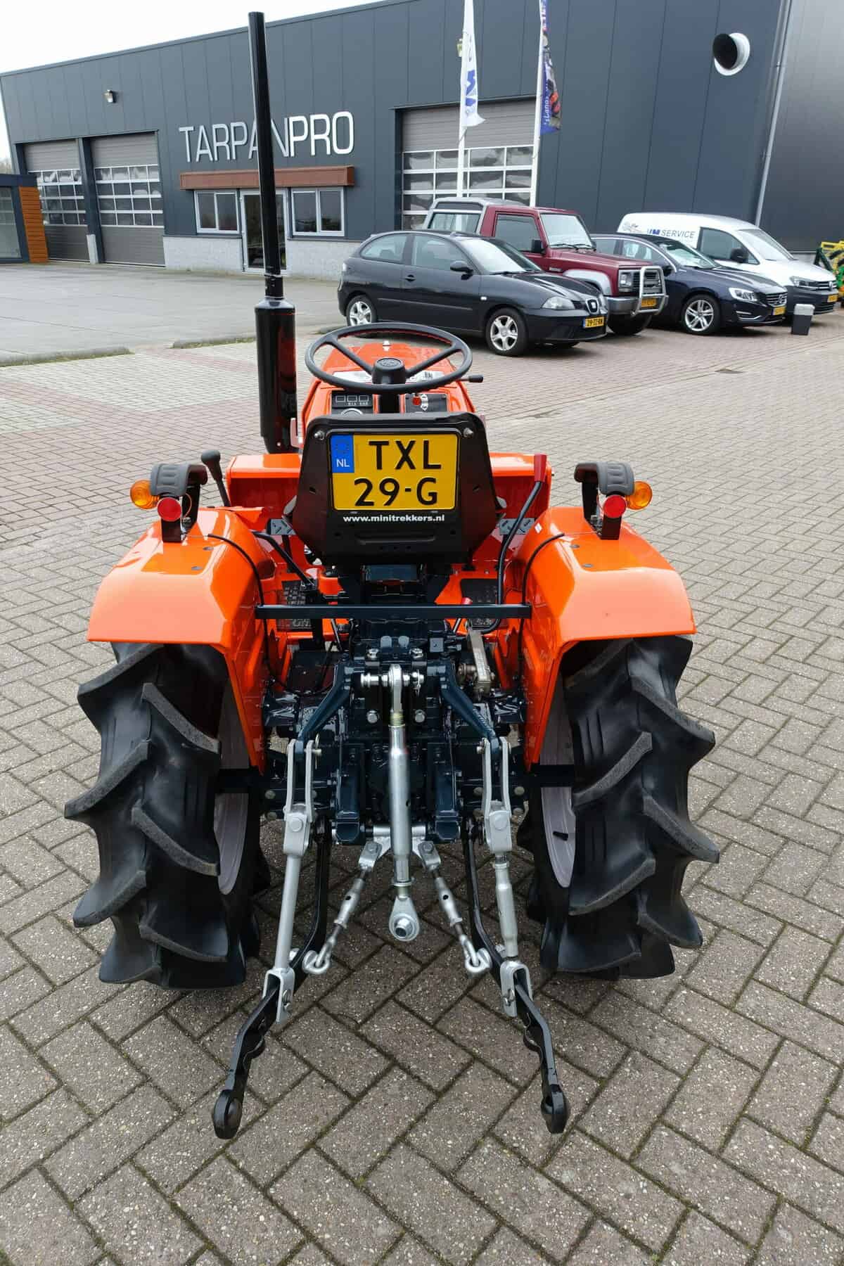 Kubota B1402 4wd - Afbeelding 10