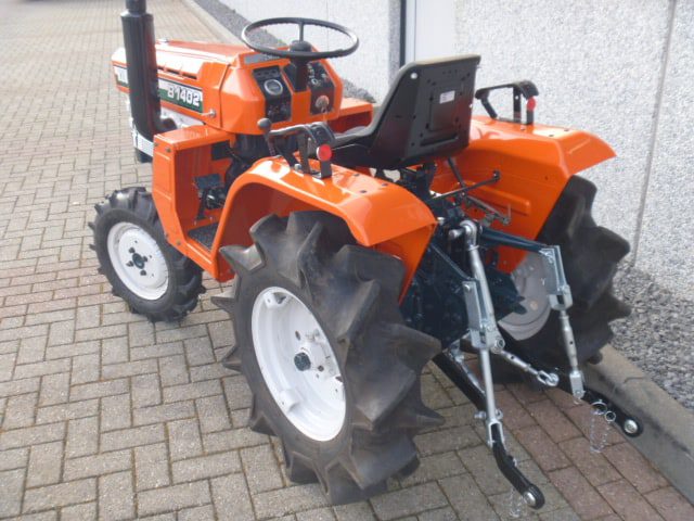 Kubota B1402 4wd - Afbeelding 12
