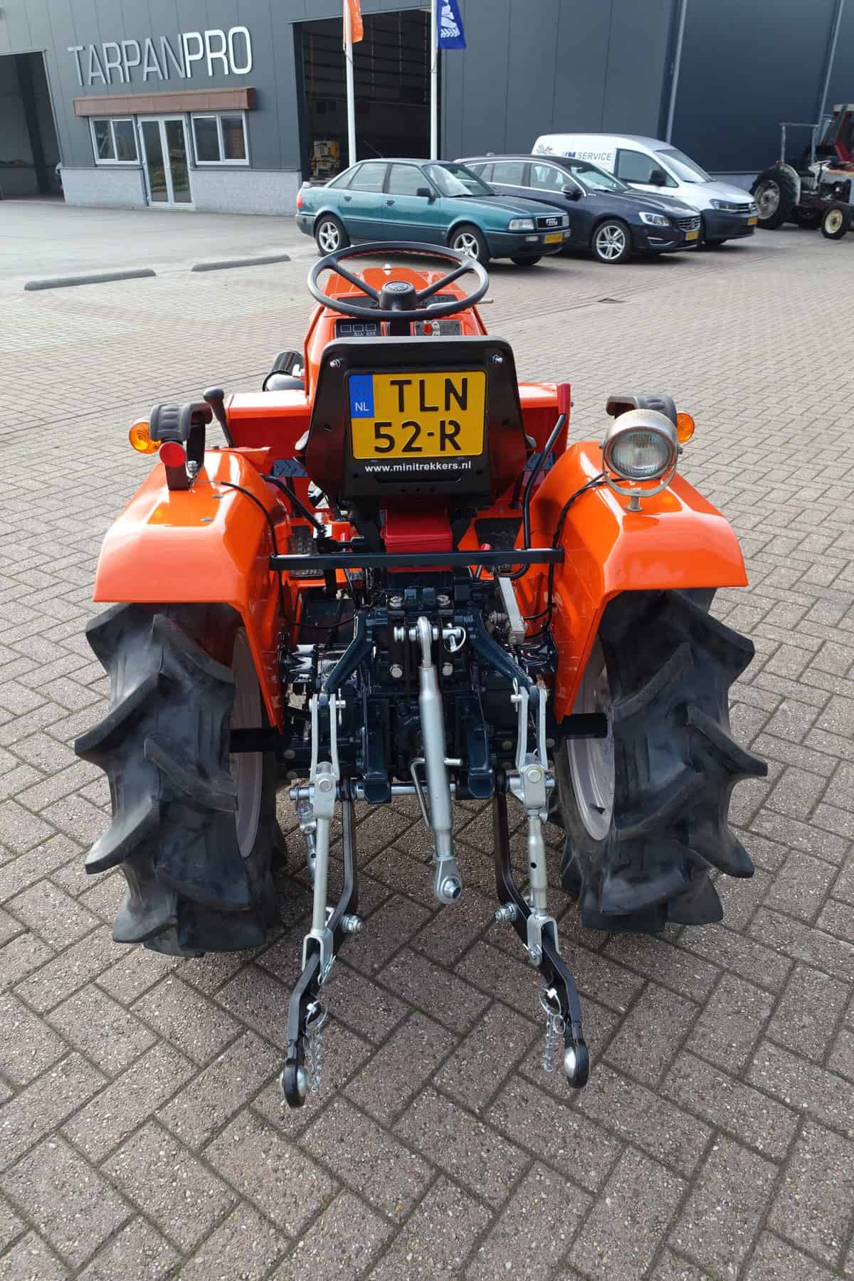 Kubota B1402 4wd - Afbeelding 13