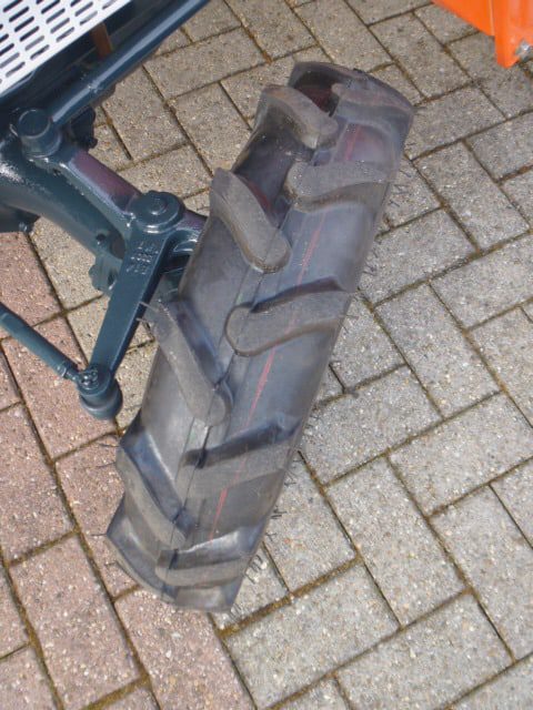 Kubota B1402 4wd - Afbeelding 17