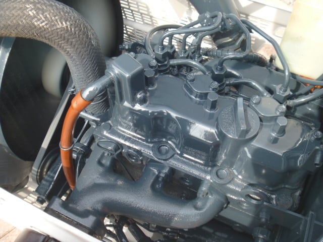 Kubota B1402 4wd - Afbeelding 19