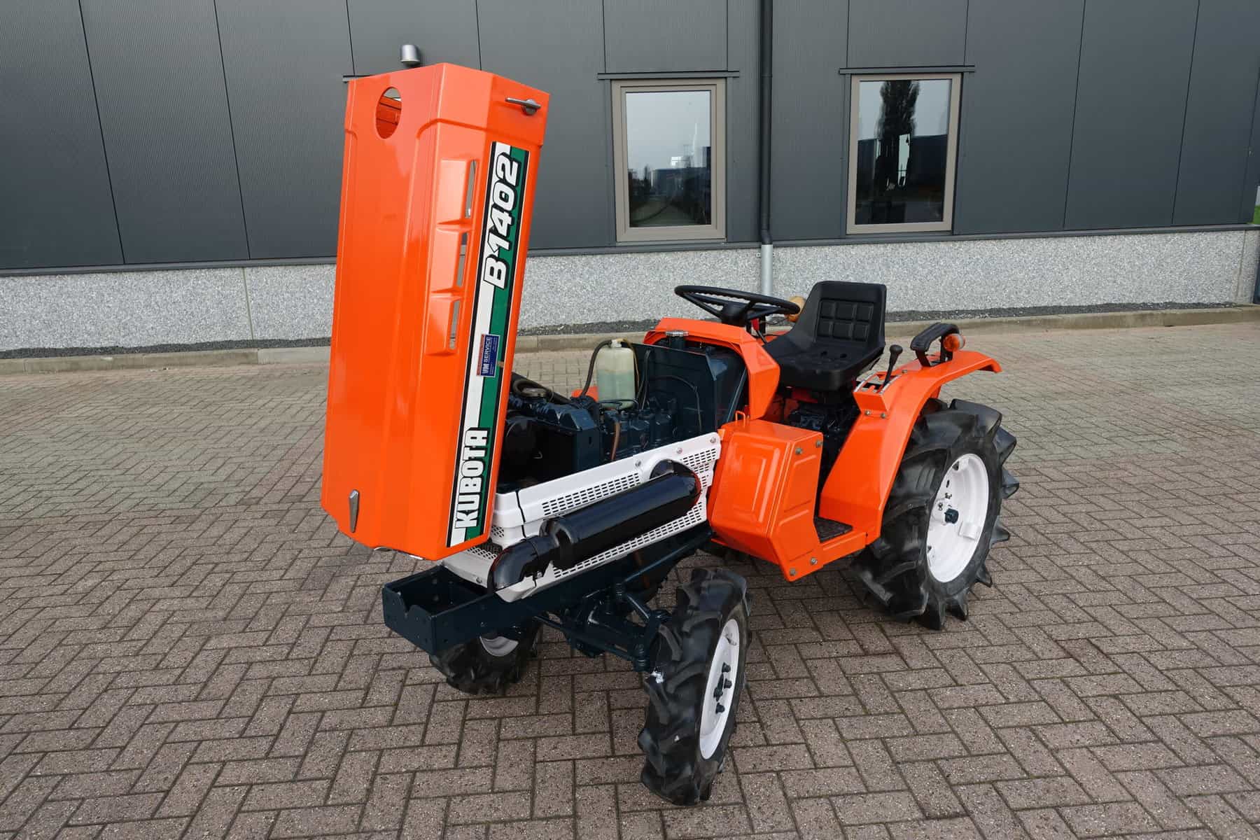 Kubota B1402 4wd - Afbeelding 18