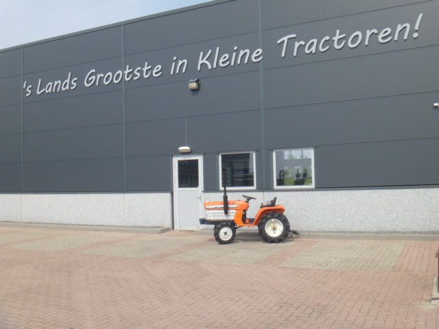 Kubota B1402 4wd - Afbeelding 2