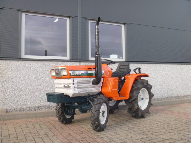 Kubota B1402 4wd - Afbeelding 21