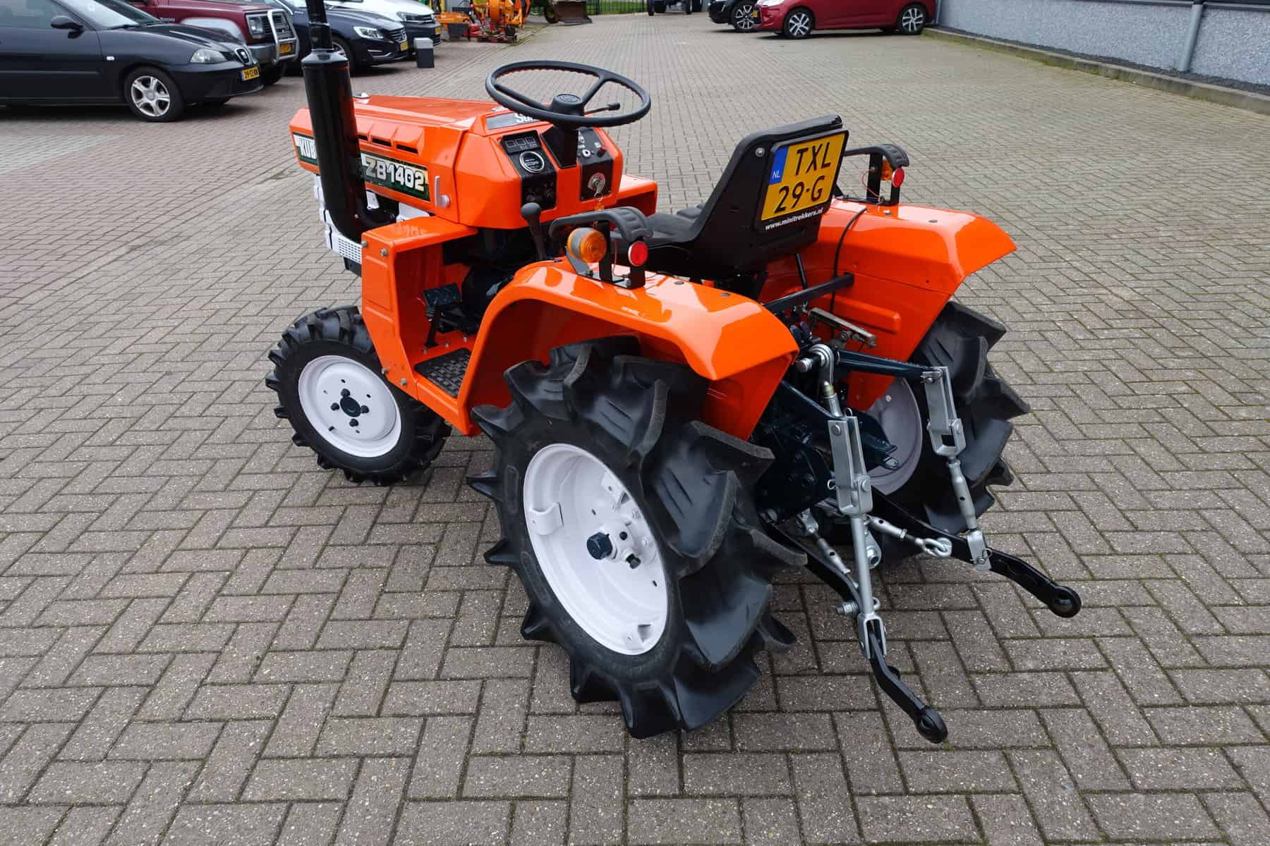 Kubota B1402 4wd - Afbeelding 9