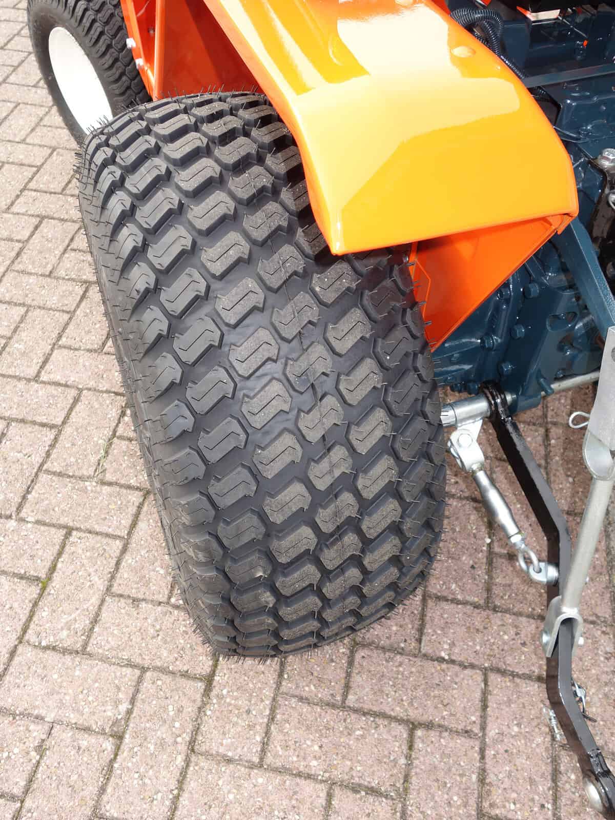 Kubota B1402 4wd - Afbeelding 14