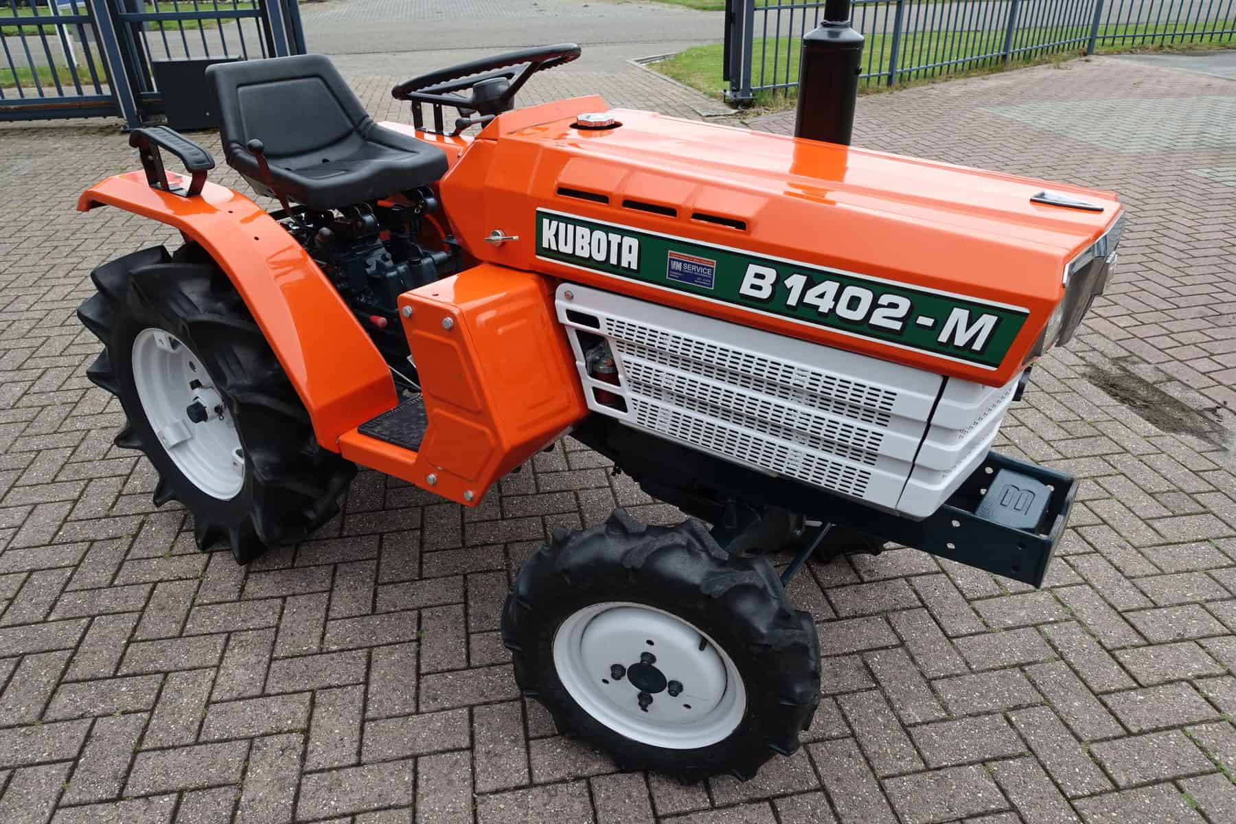 Kubota B1402 4wd - Afbeelding 2