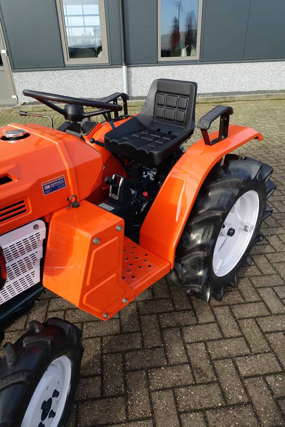 Kubota B1500 4wd - Afbeelding 8