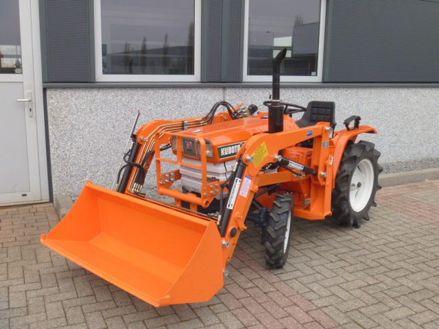 Kubota B1502 4wd