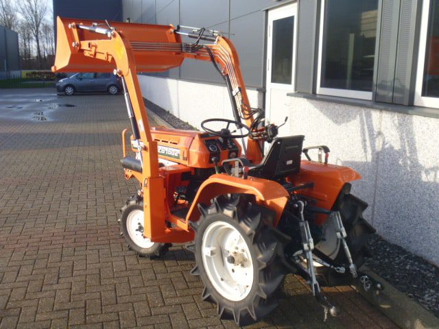 Kubota B1502 4wd - Afbeelding 13