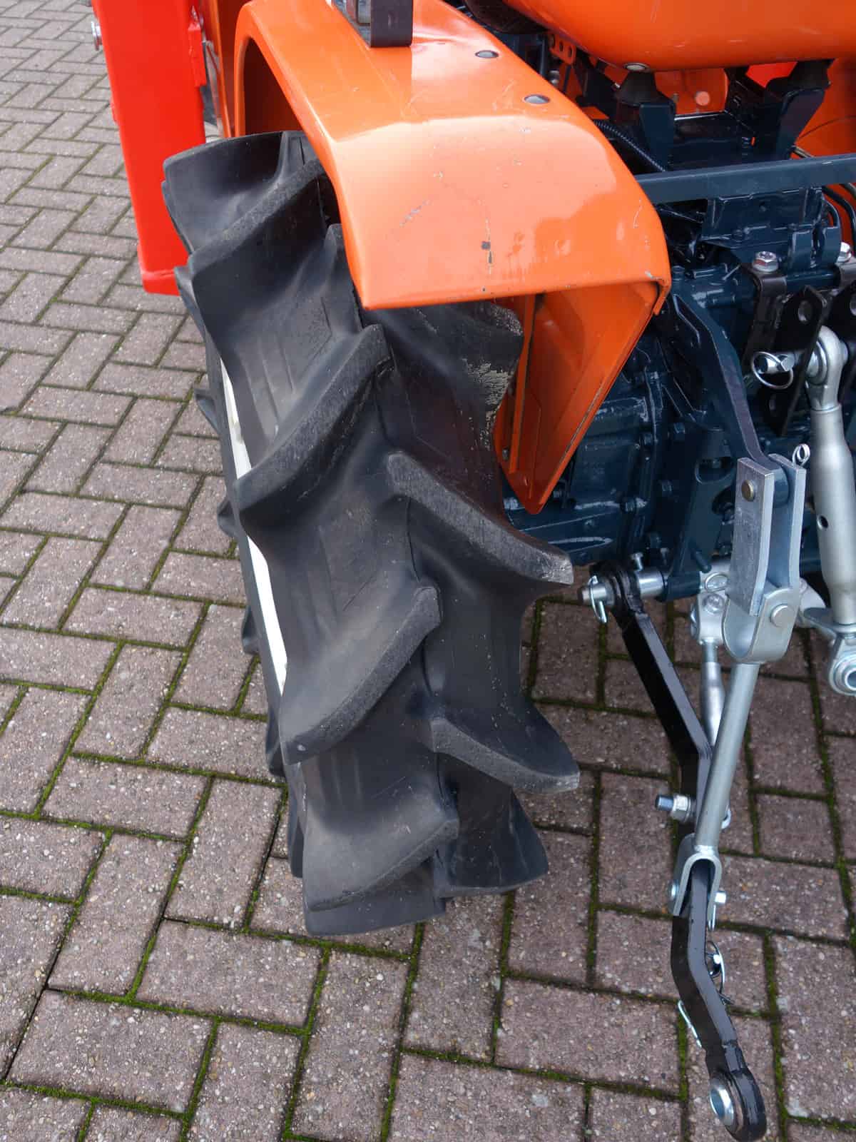 Kubota B1502 4wd - Afbeelding 17