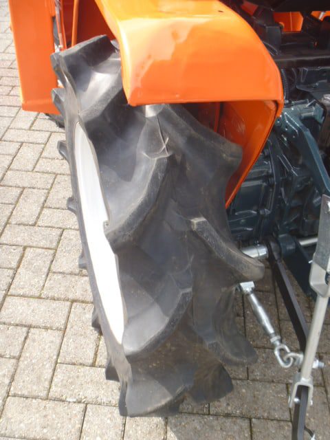 Kubota B1502 4wd - Afbeelding 17