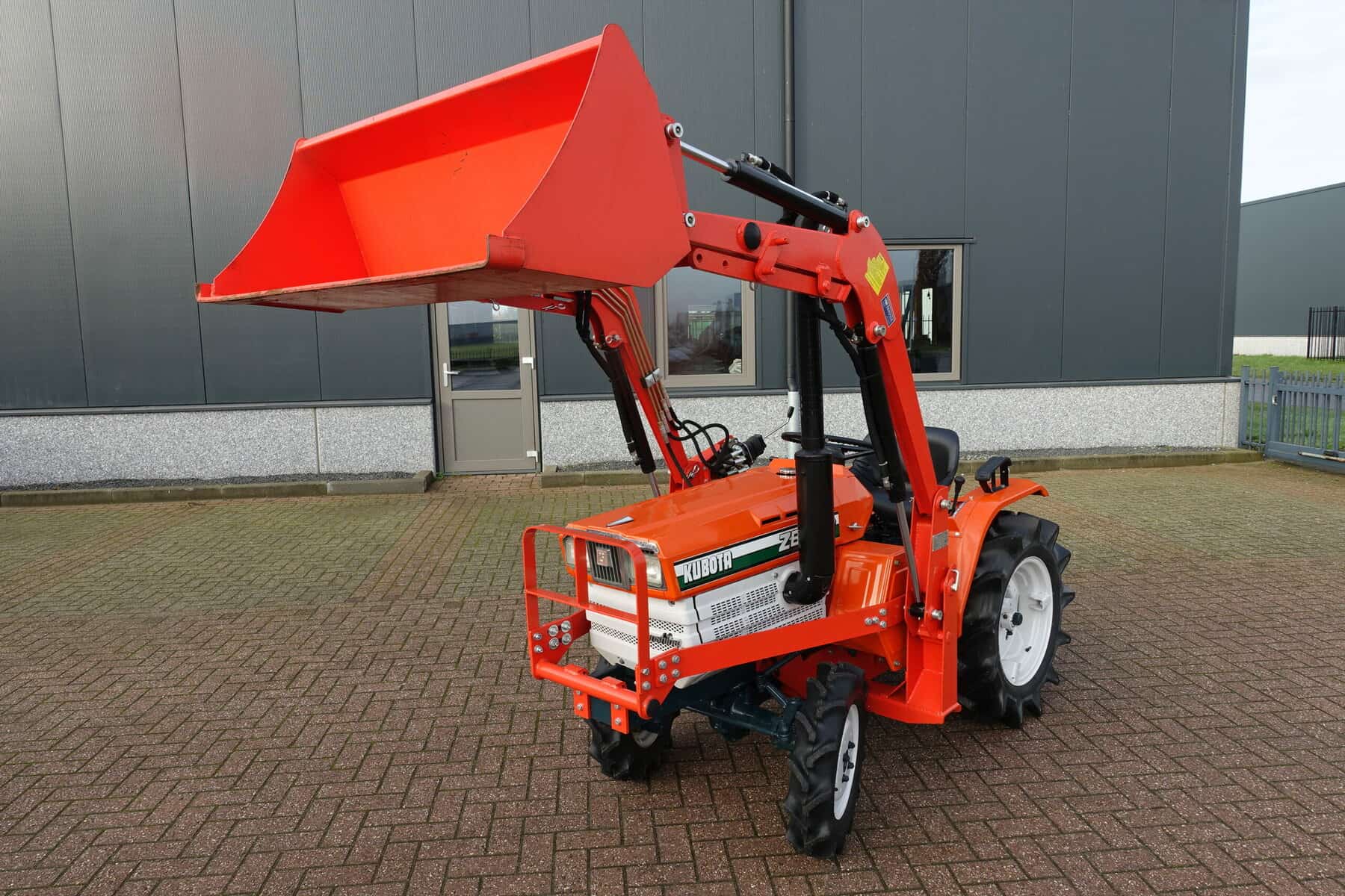 Kubota B1502 4wd - Afbeelding 3