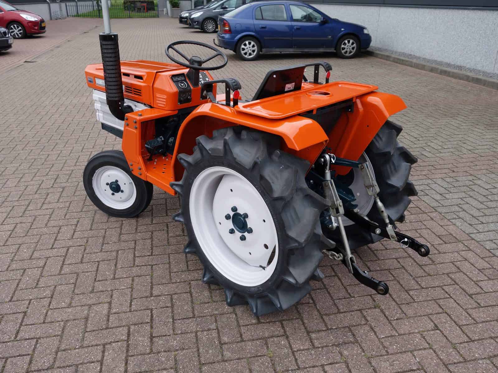 Kubota B1600 2wd - Afbeelding 11
