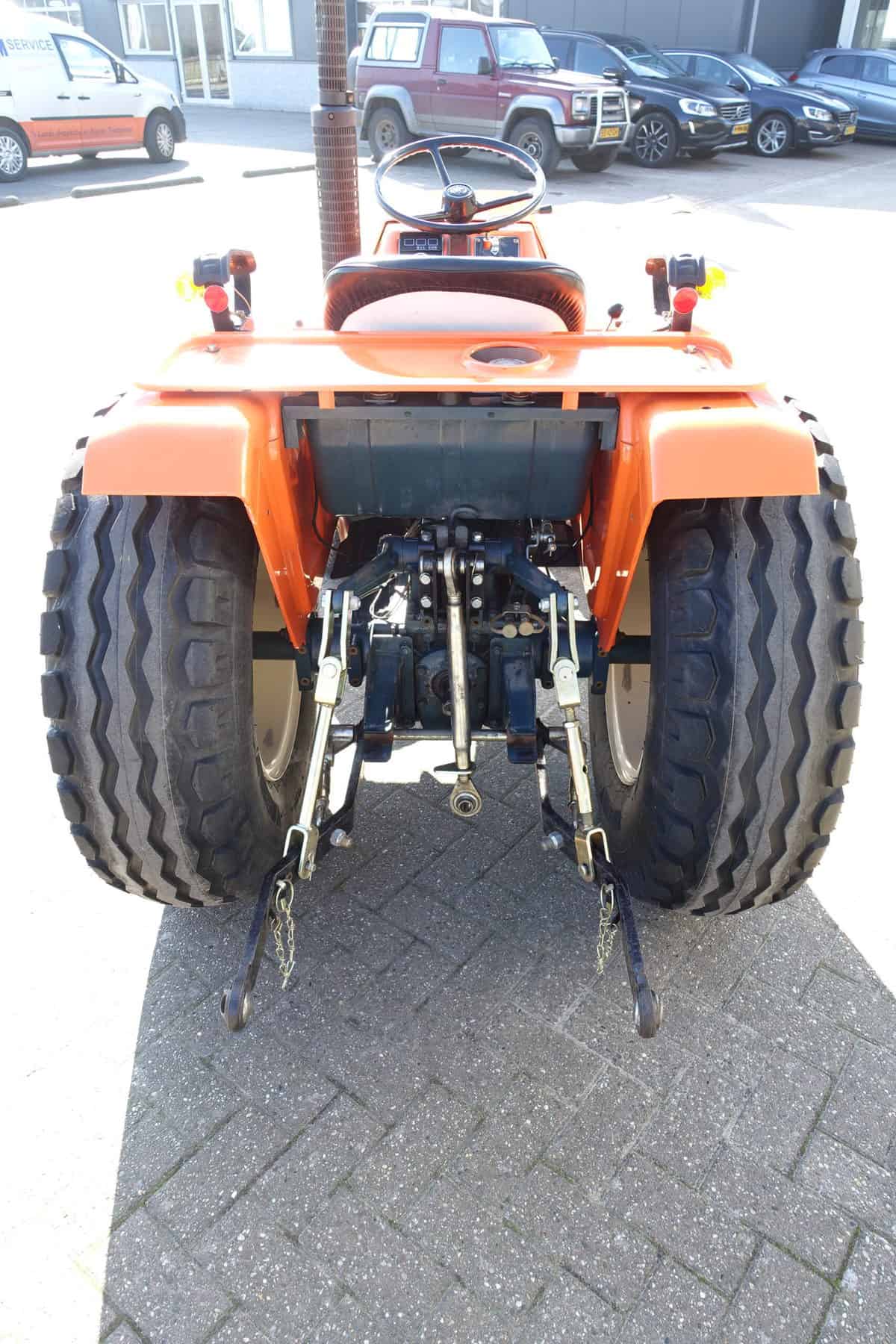 Kubota B1600 2wd - Afbeelding 12