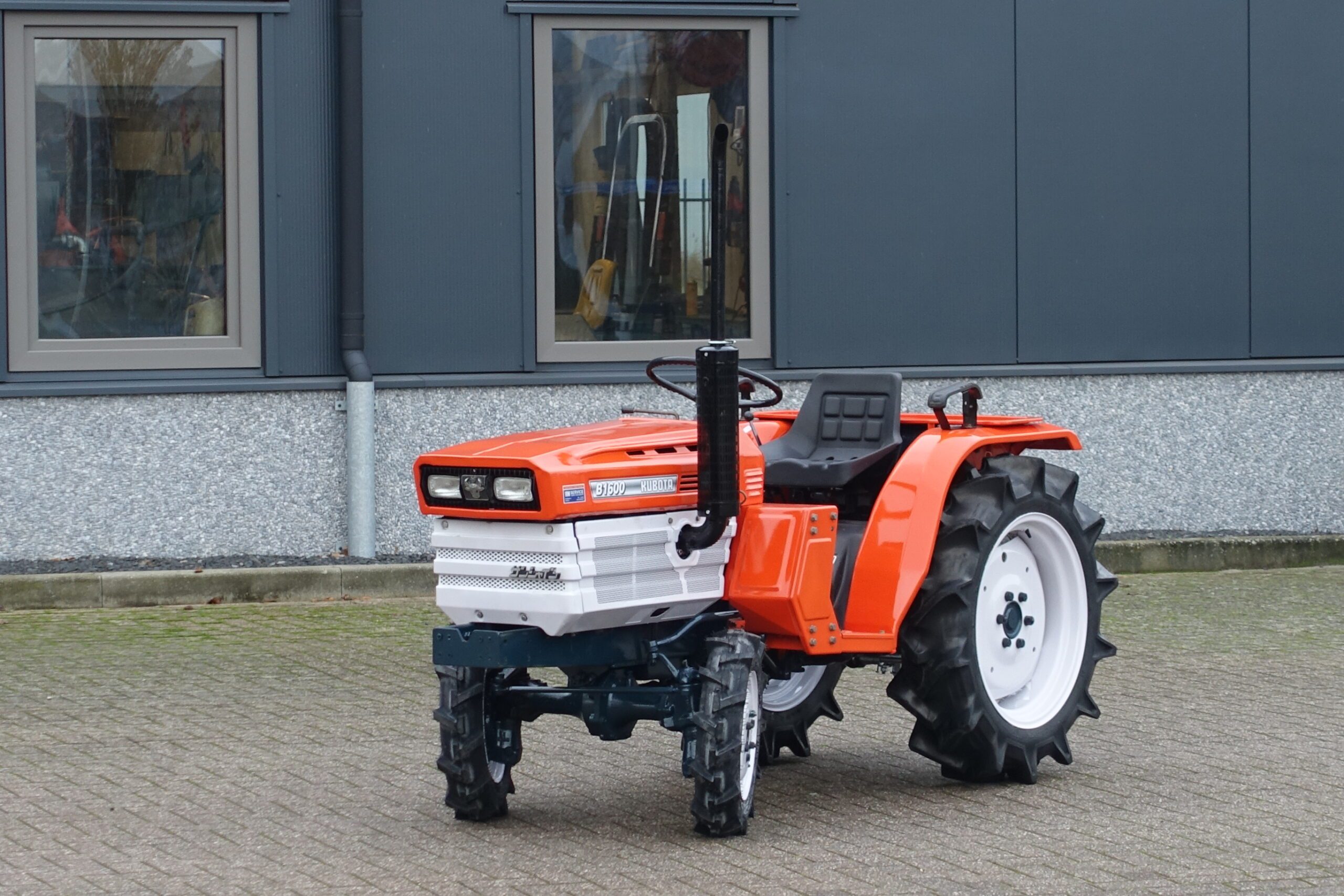 Kubota B1600 4wd