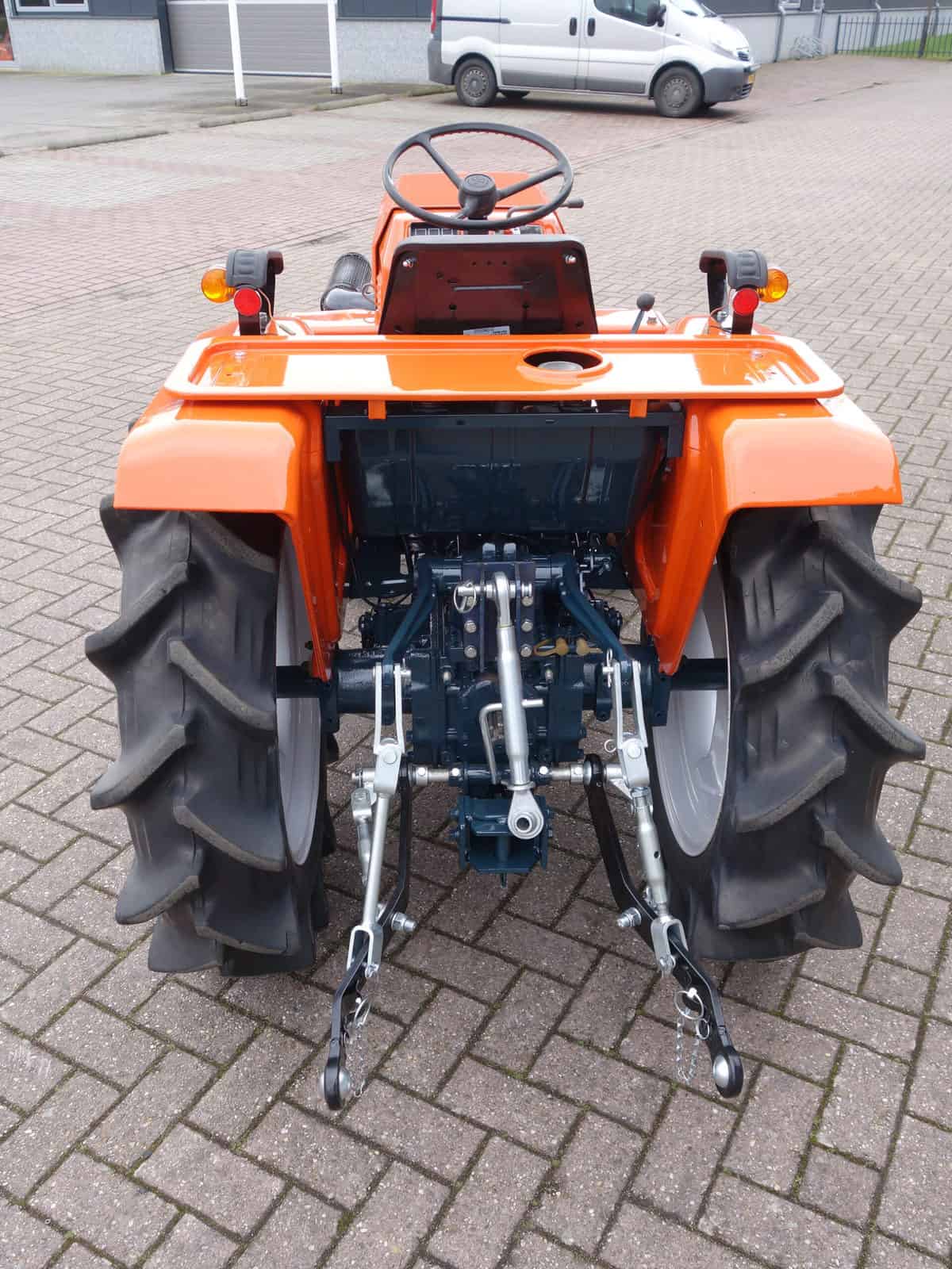 Kubota B1600 4wd - Afbeelding 12