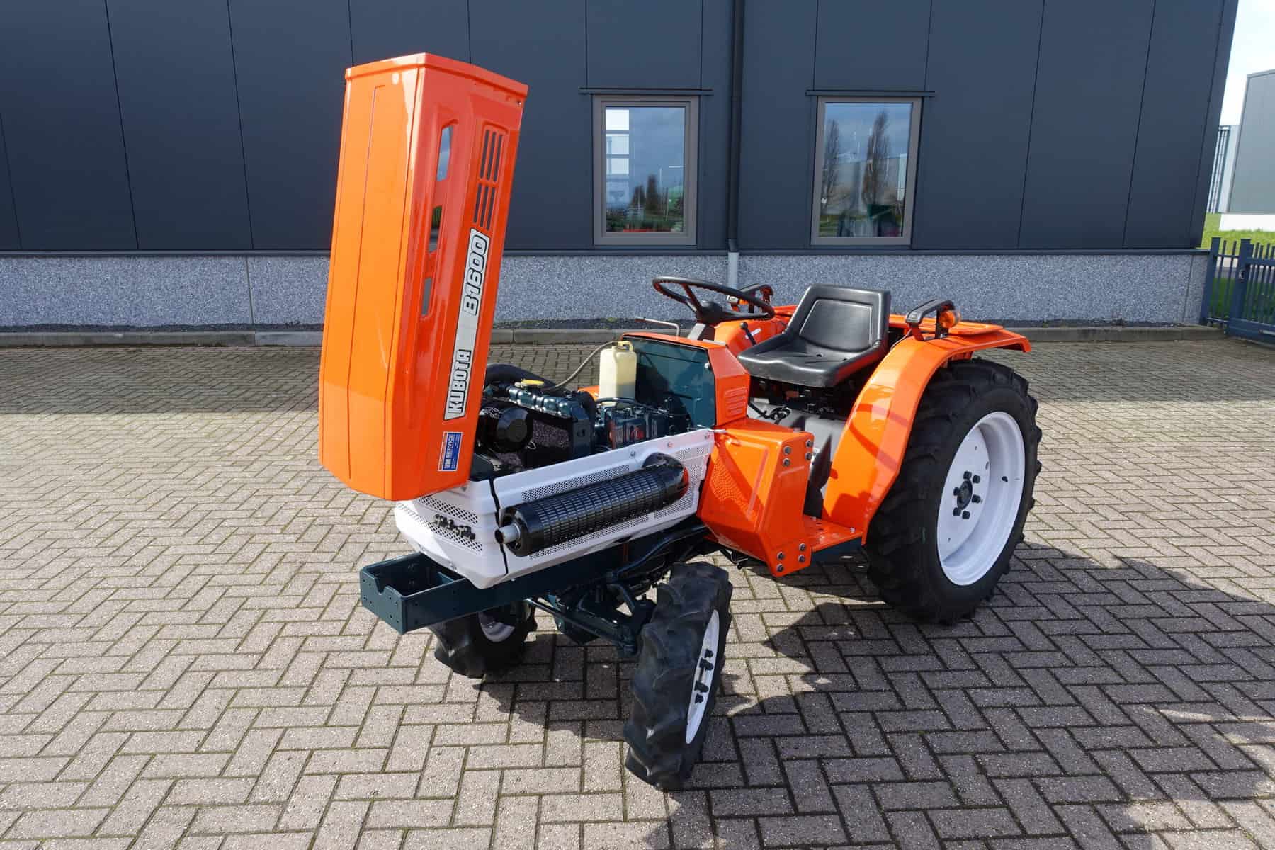 Kubota B1600 4wd - Afbeelding 17