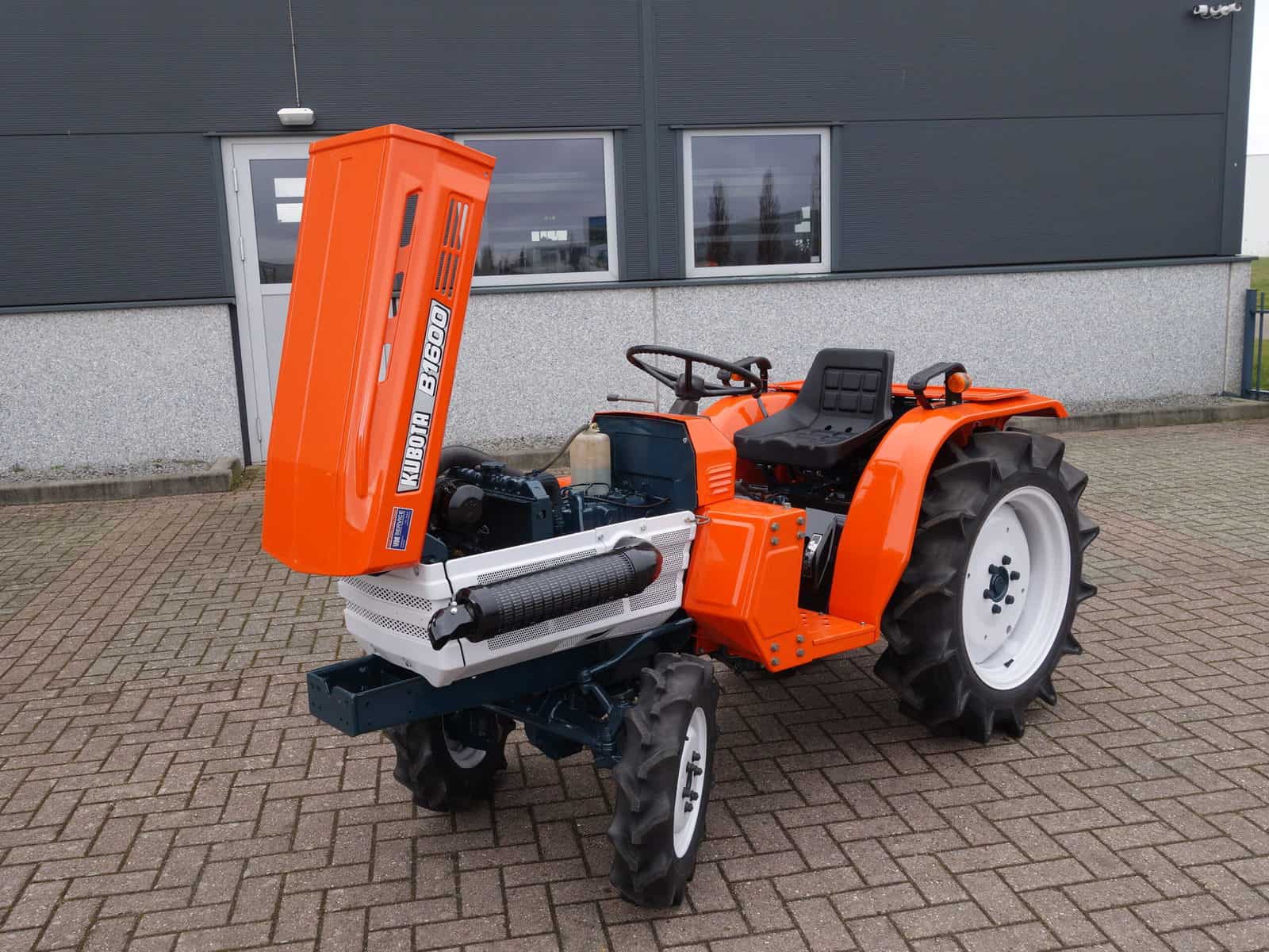Kubota B1600 4wd - Afbeelding 19