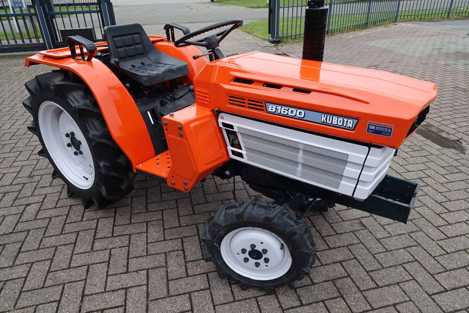 Kubota B1600 4wd - Afbeelding 2