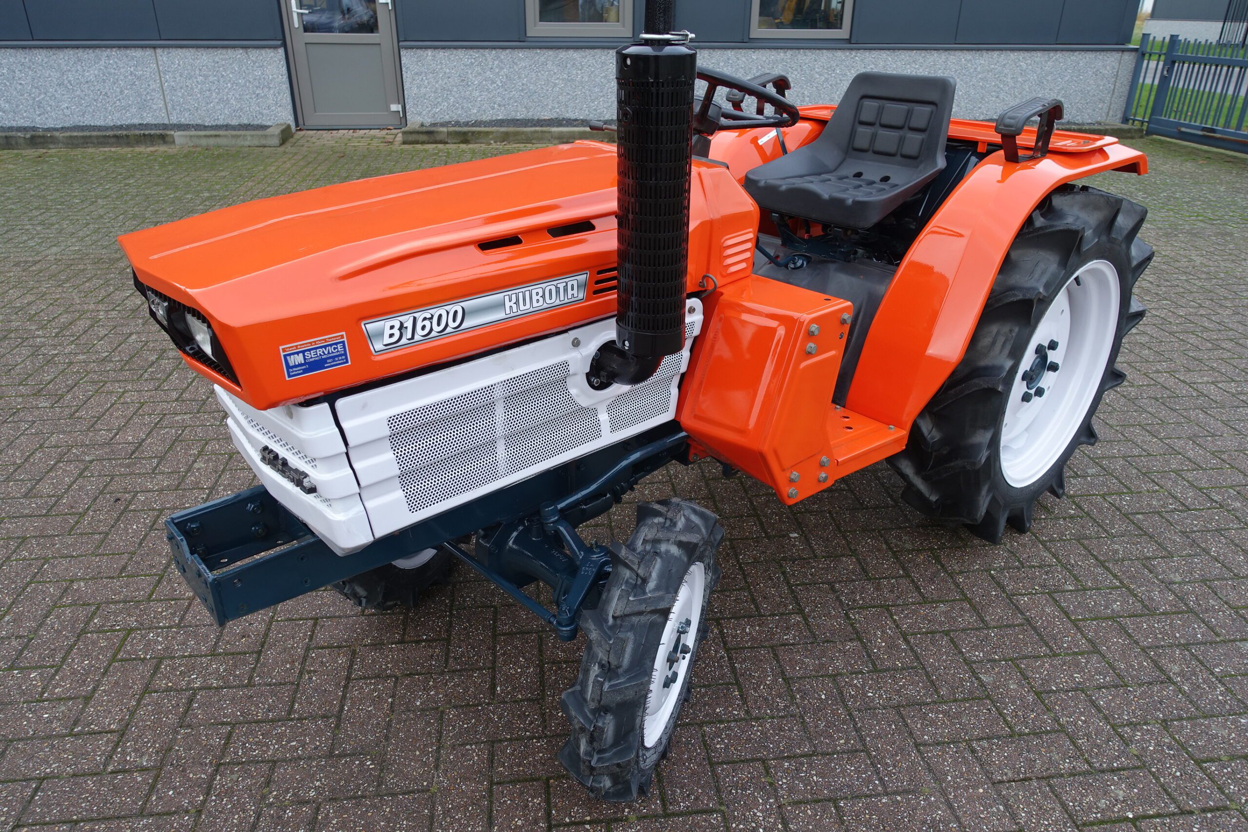 Kubota B1600 4wd - Afbeelding 3