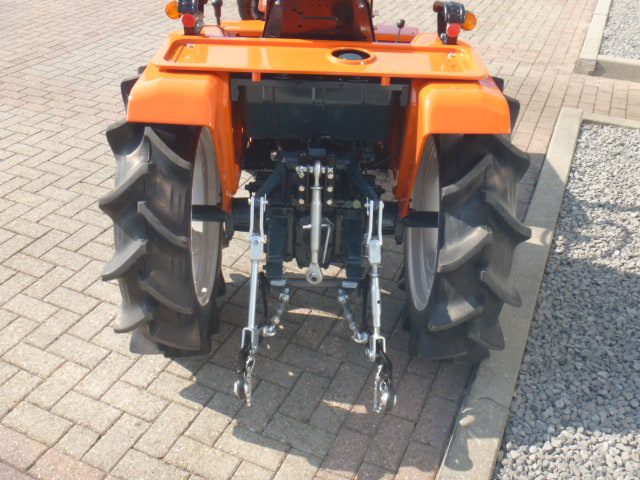 Kubota B1702 4wd - Afbeelding 10