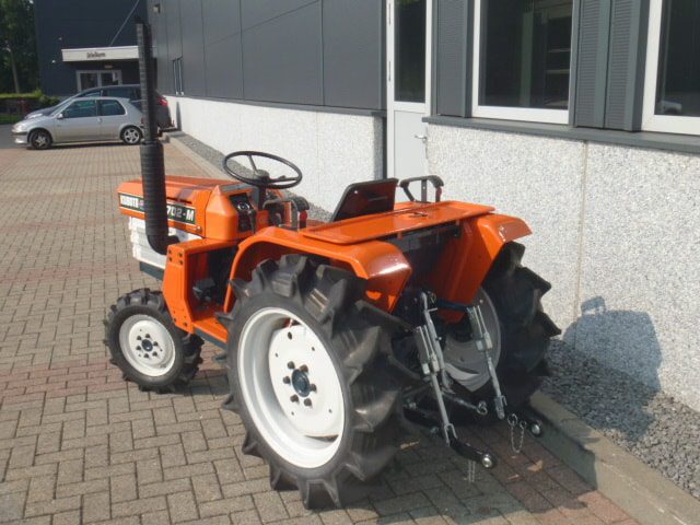 Kubota B1702 4wd - Afbeelding 13