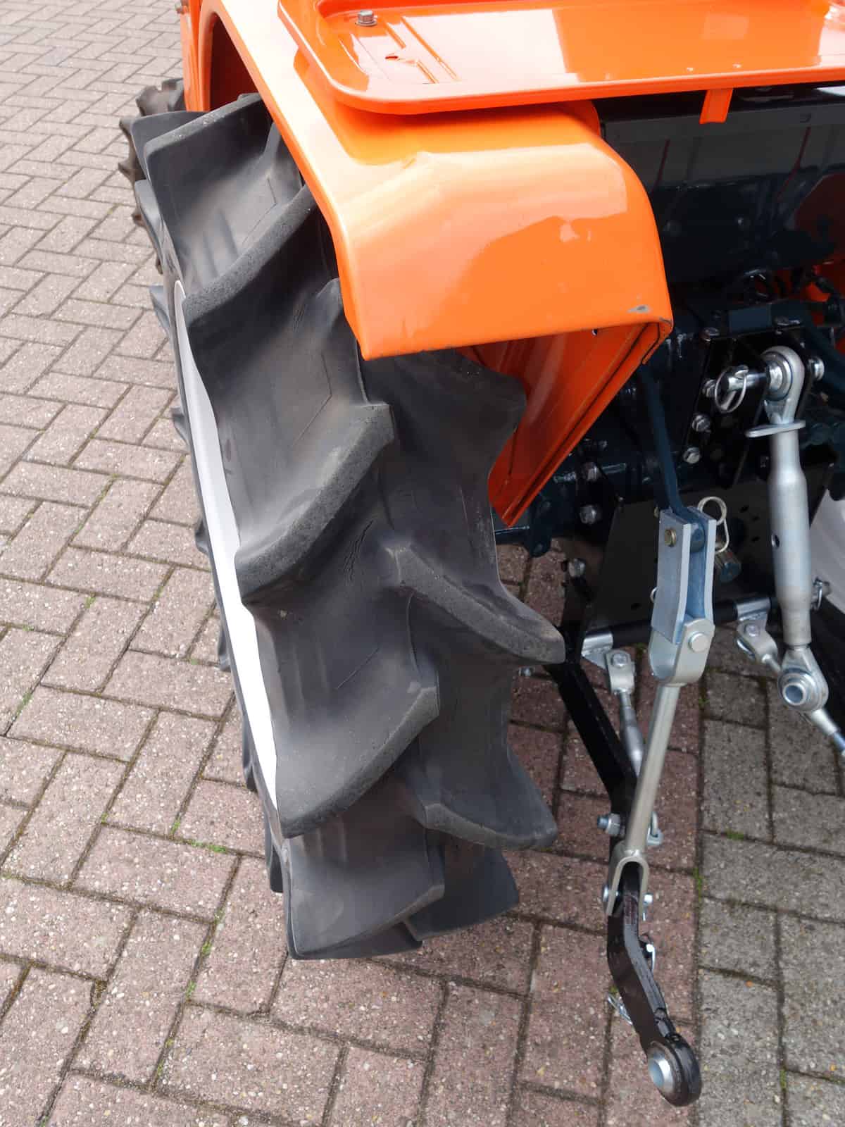 Kubota B1702 4wd - Afbeelding 15