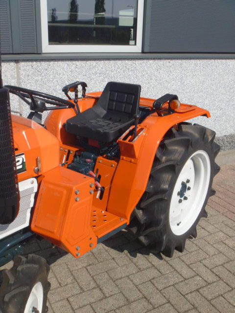 Kubota B1702 4wd - Afbeelding 5