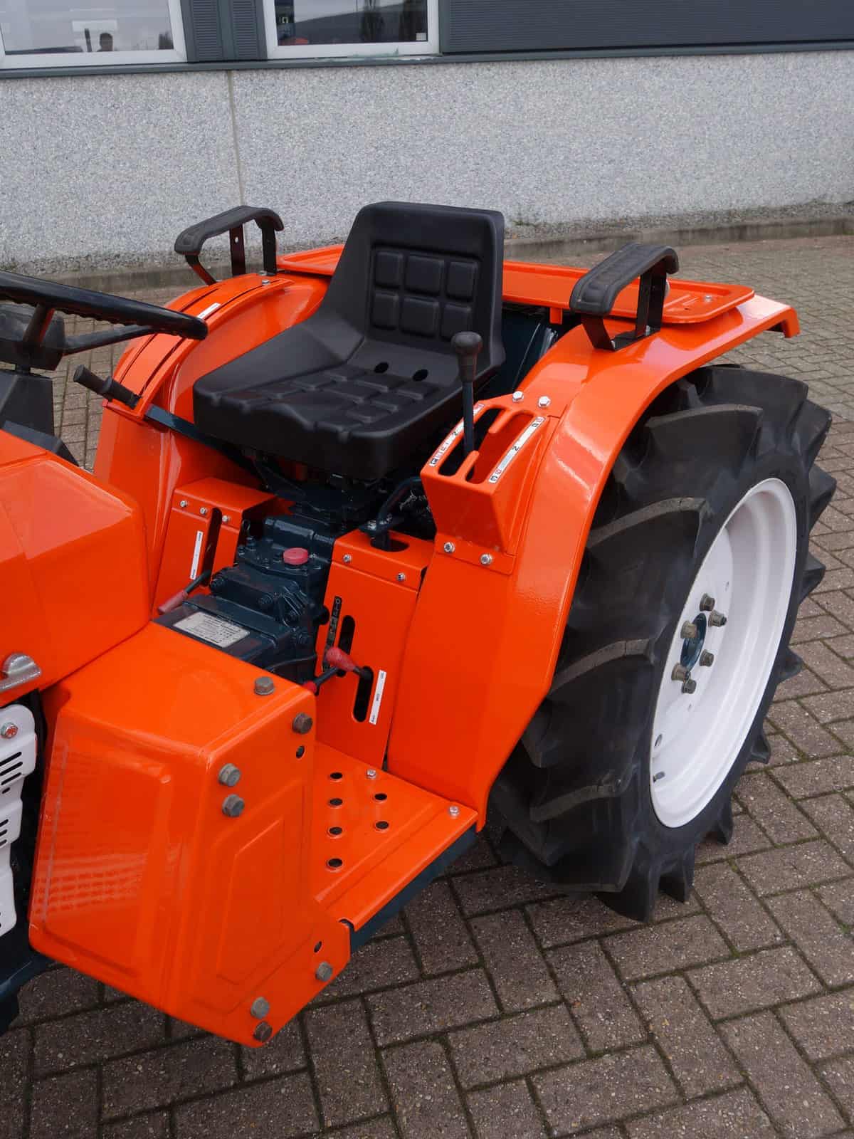 Kubota B1902 4wd - Afbeelding 8
