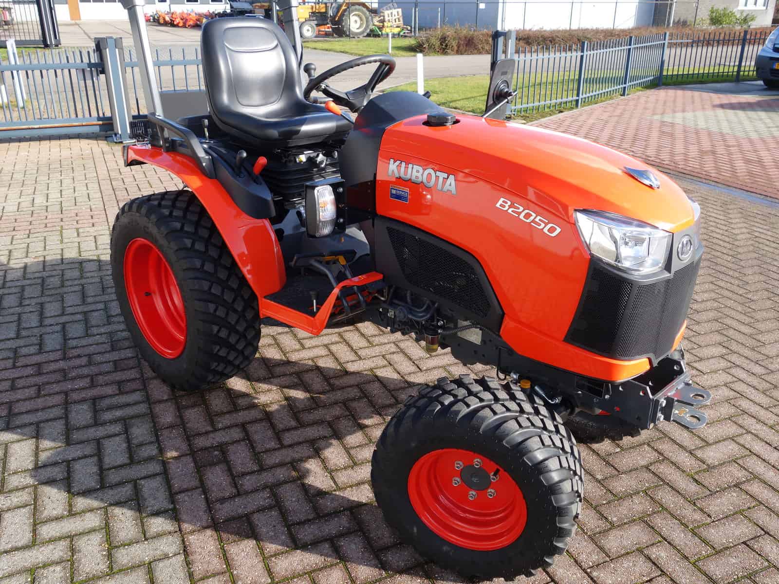 Kubota B2050 4wd - Afbeelding 2