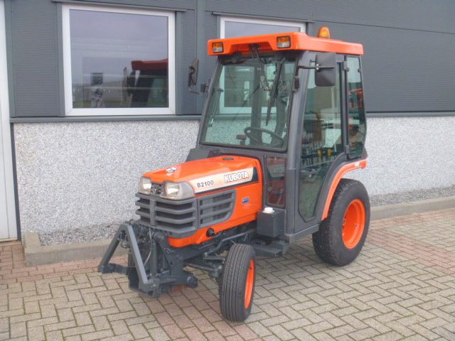 Kubota B2100 4wd HST
