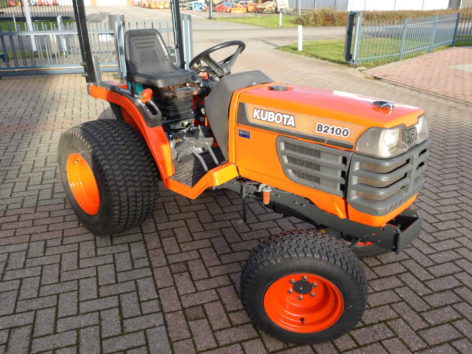 Kubota B2100 4wd - Afbeelding 2