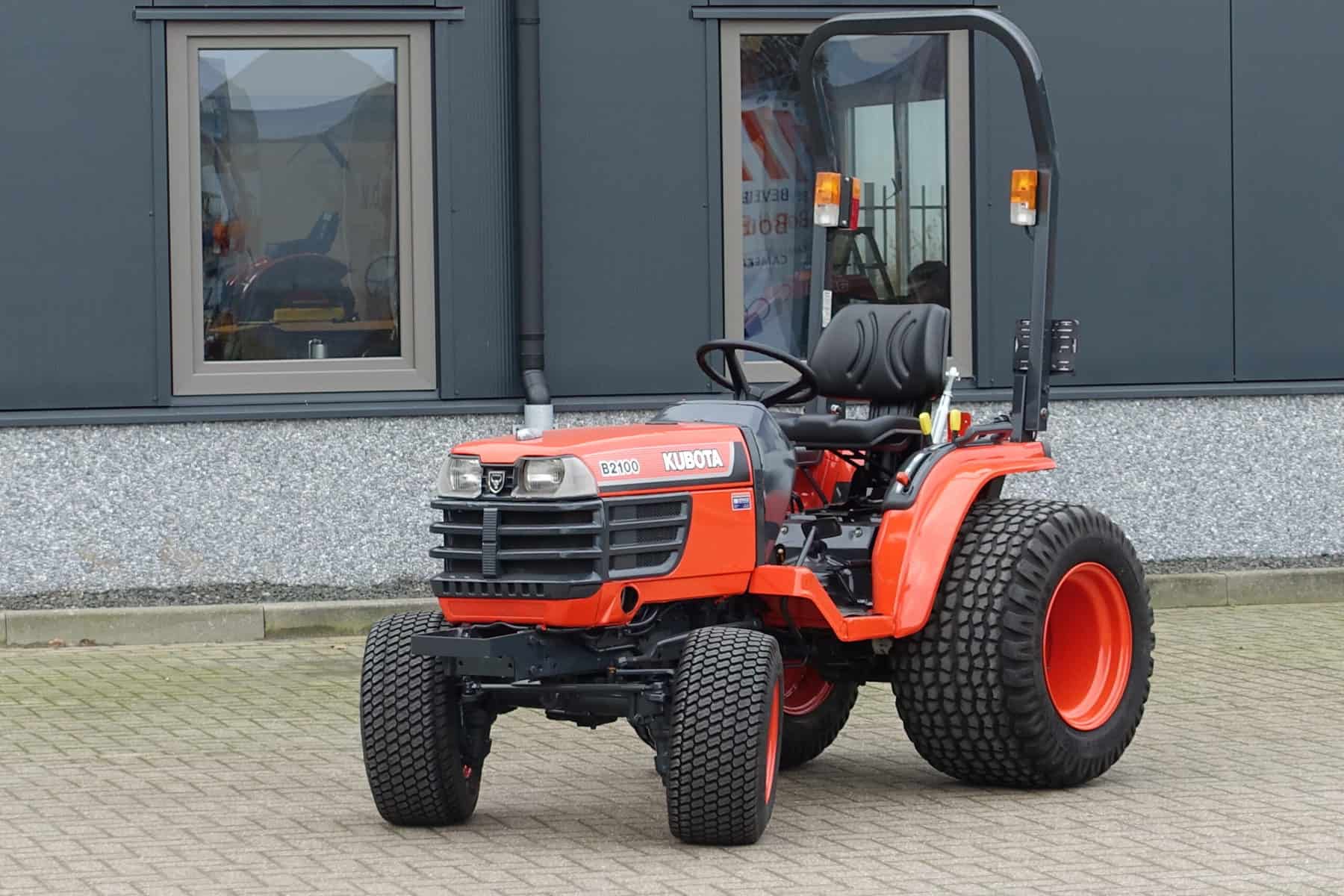 Kubota B2100 4wd HST