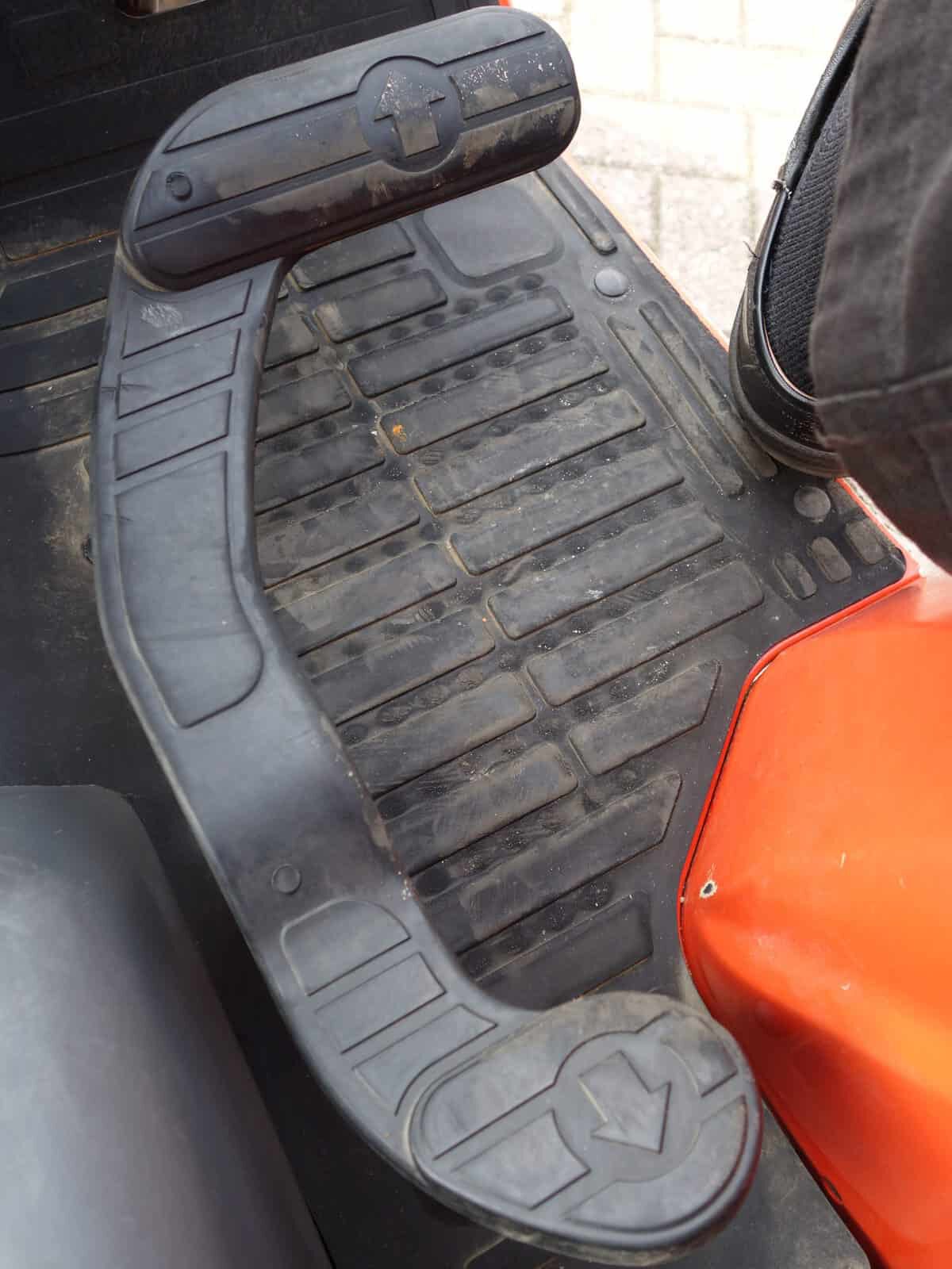 Kubota B2230 4wd HST - Afbeelding 12