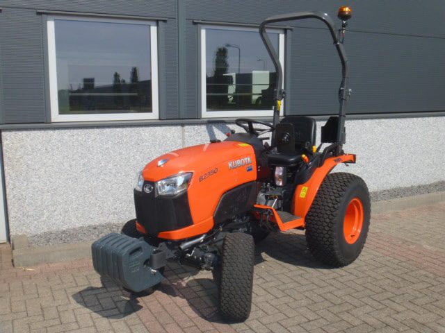 Kubota B2530 4wd HST