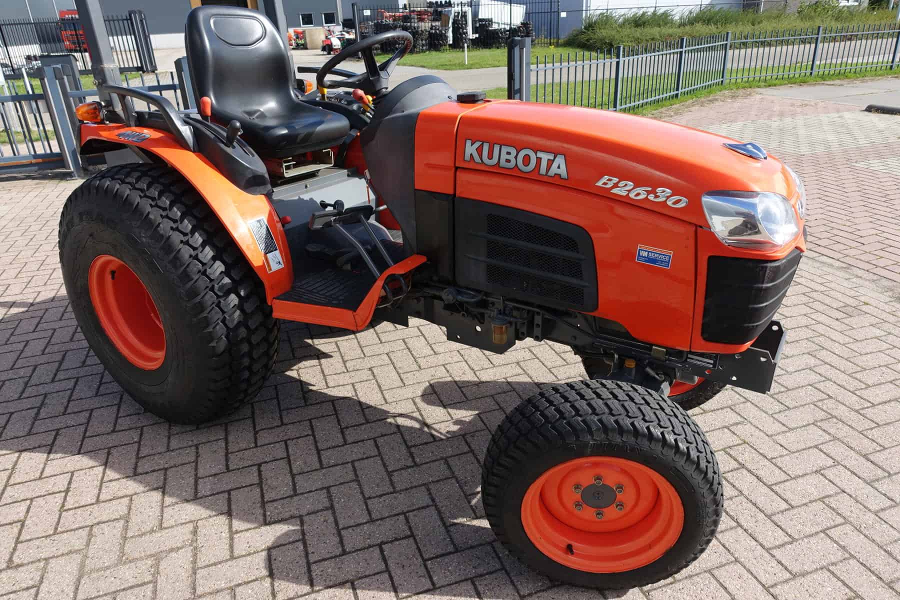 Kubota B2630 4wd HST - Afbeelding 2