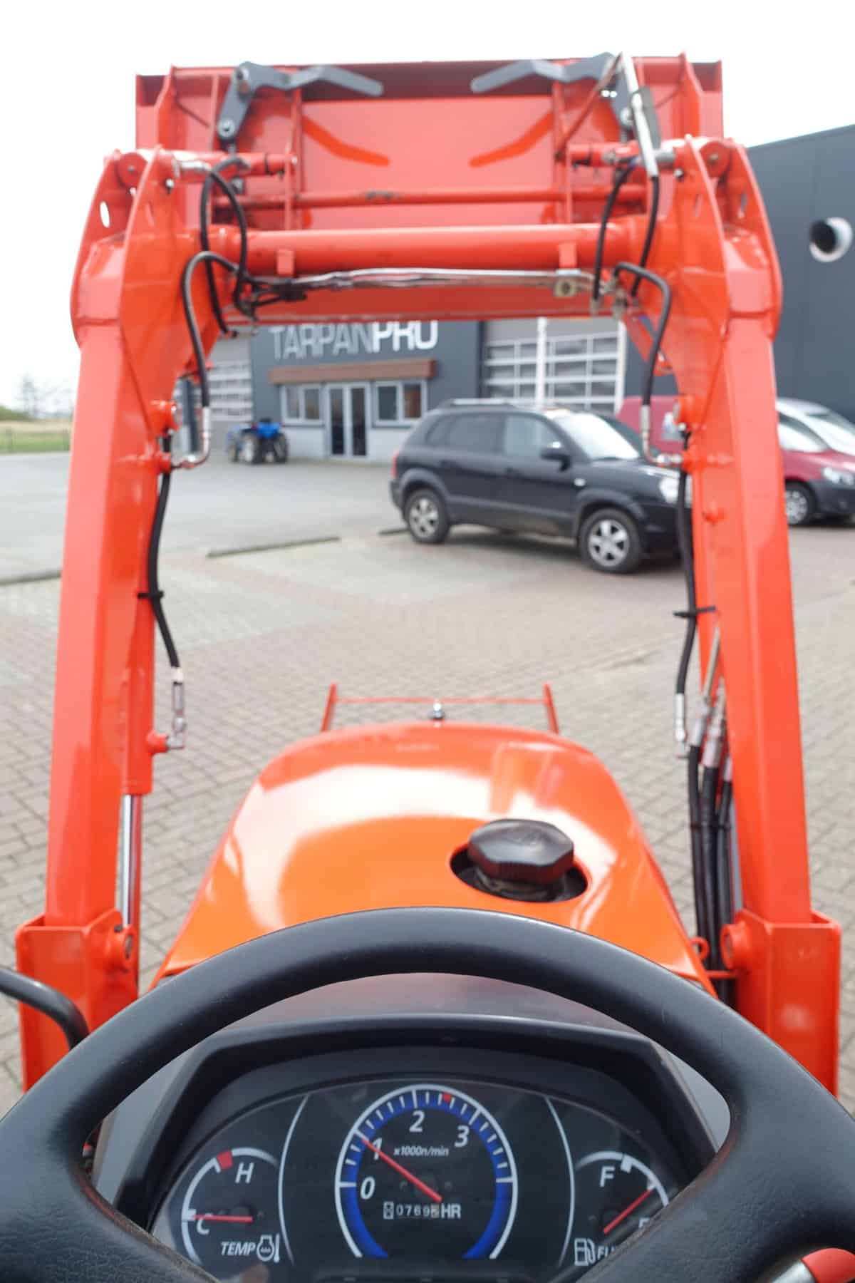 Kubota B2650 4wd HST - Afbeelding 12