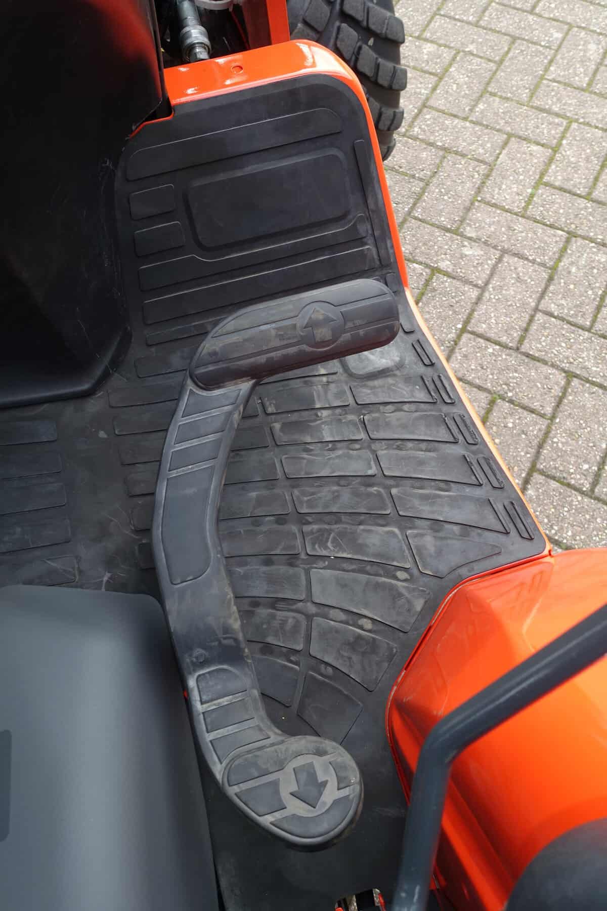 Kubota B2650 4wd HST - Afbeelding 13