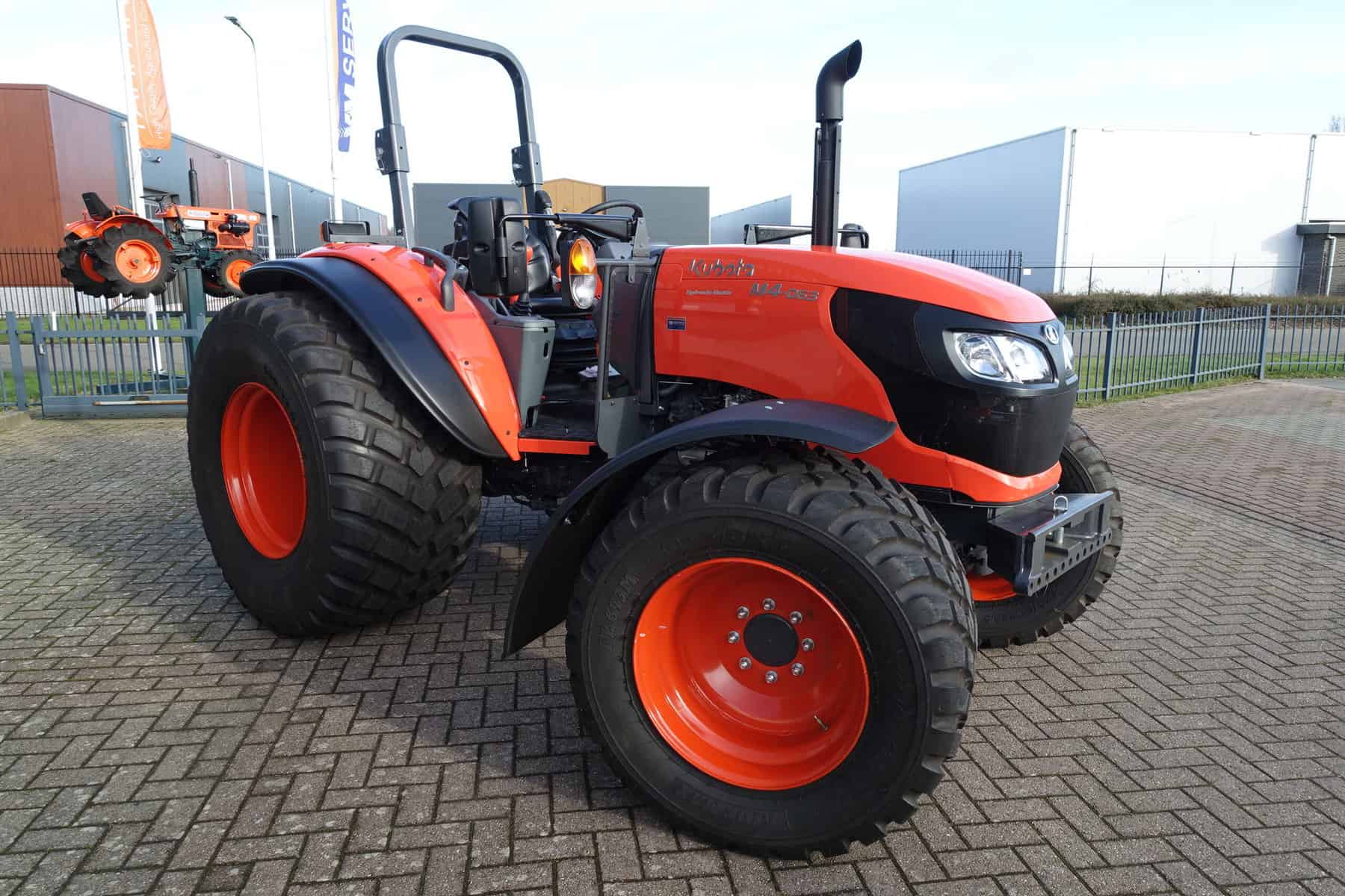 Kubota M4-063 4wd - Afbeelding 2