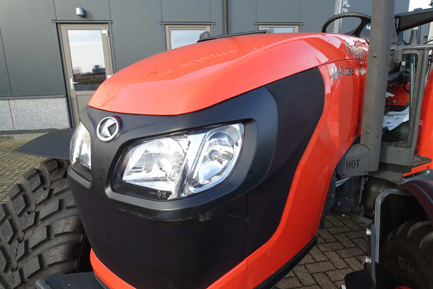 Kubota M4-063 4wd - Afbeelding 4