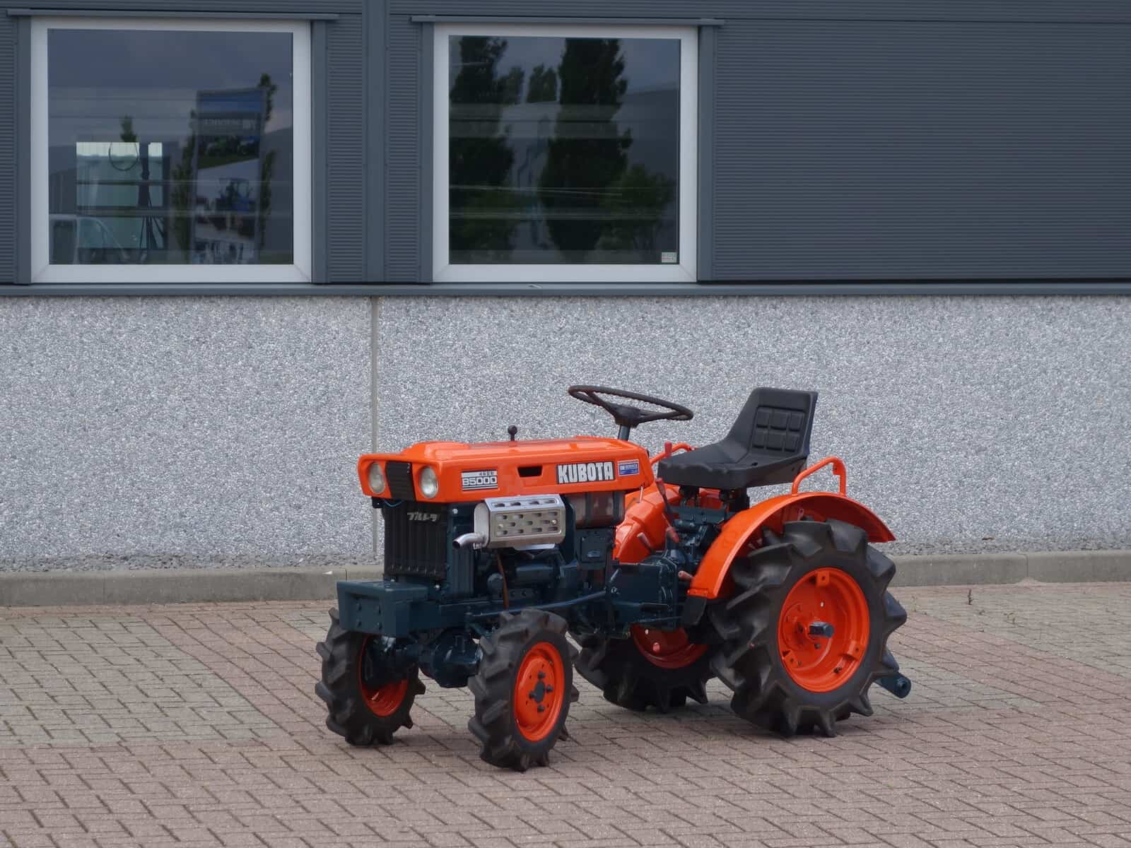 Kubota B5000 4wd