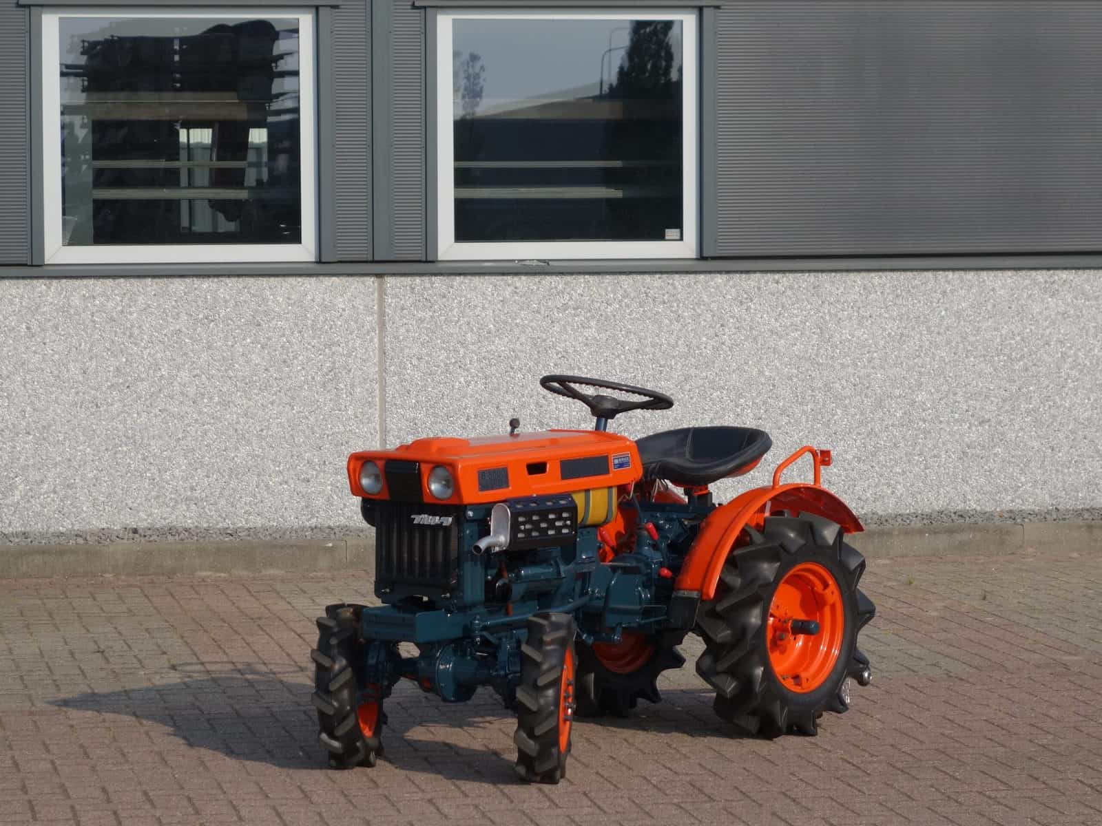 Kubota B5000 4wd