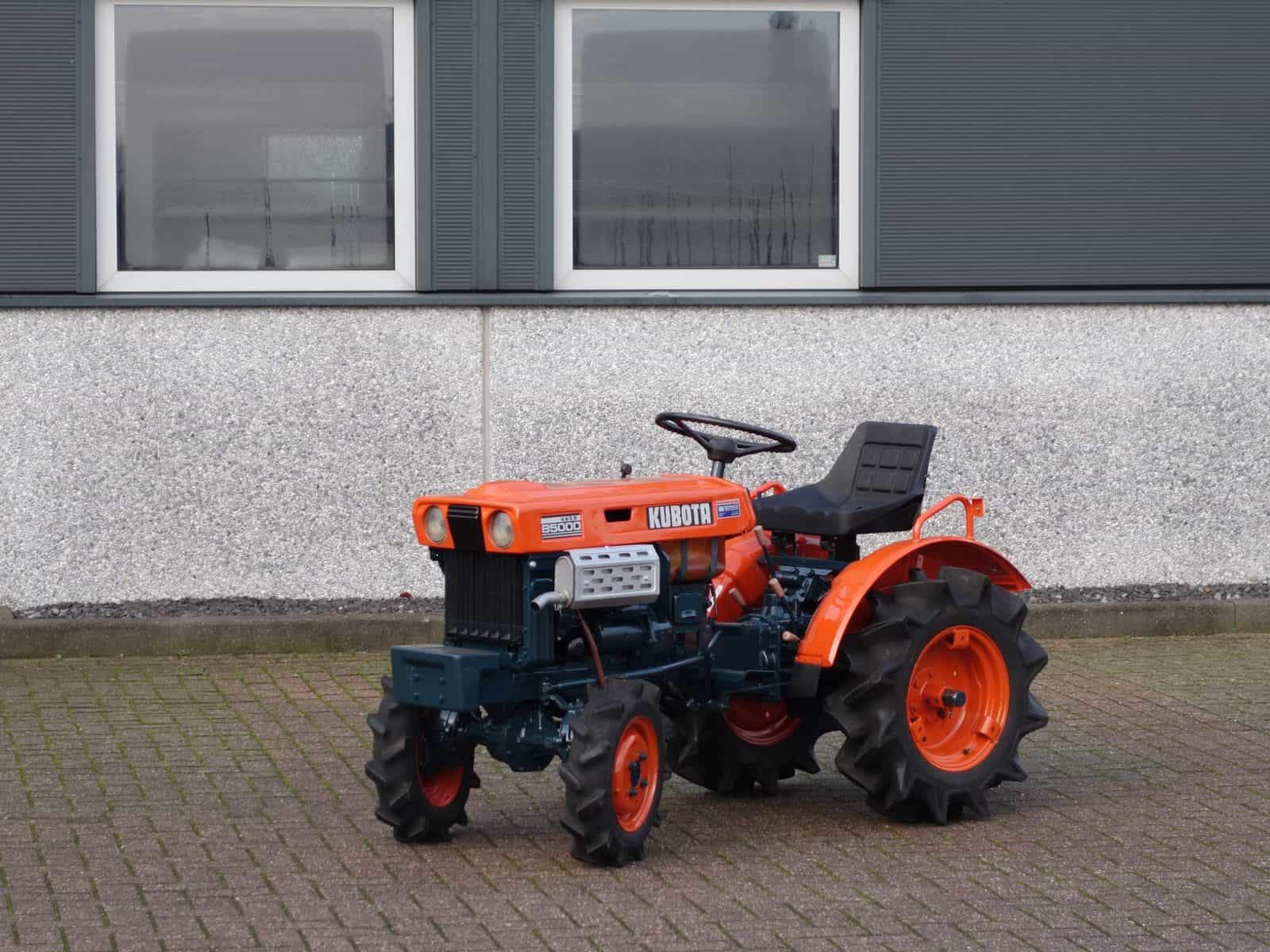Kubota B5000 4wd