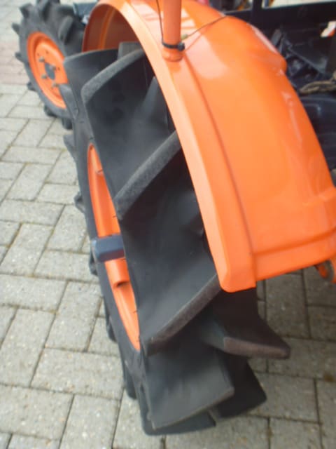 Kubota B5000 4wd - Afbeelding 13