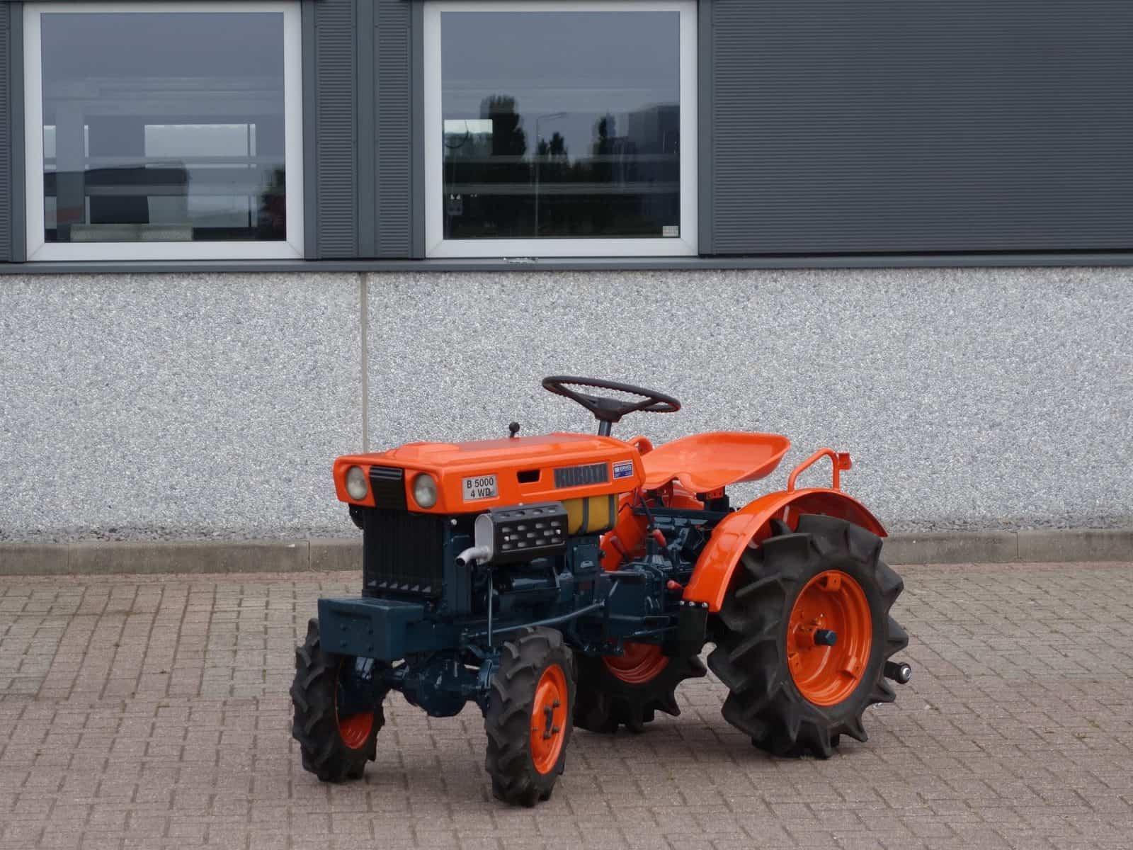 Kubota B5000 4wd