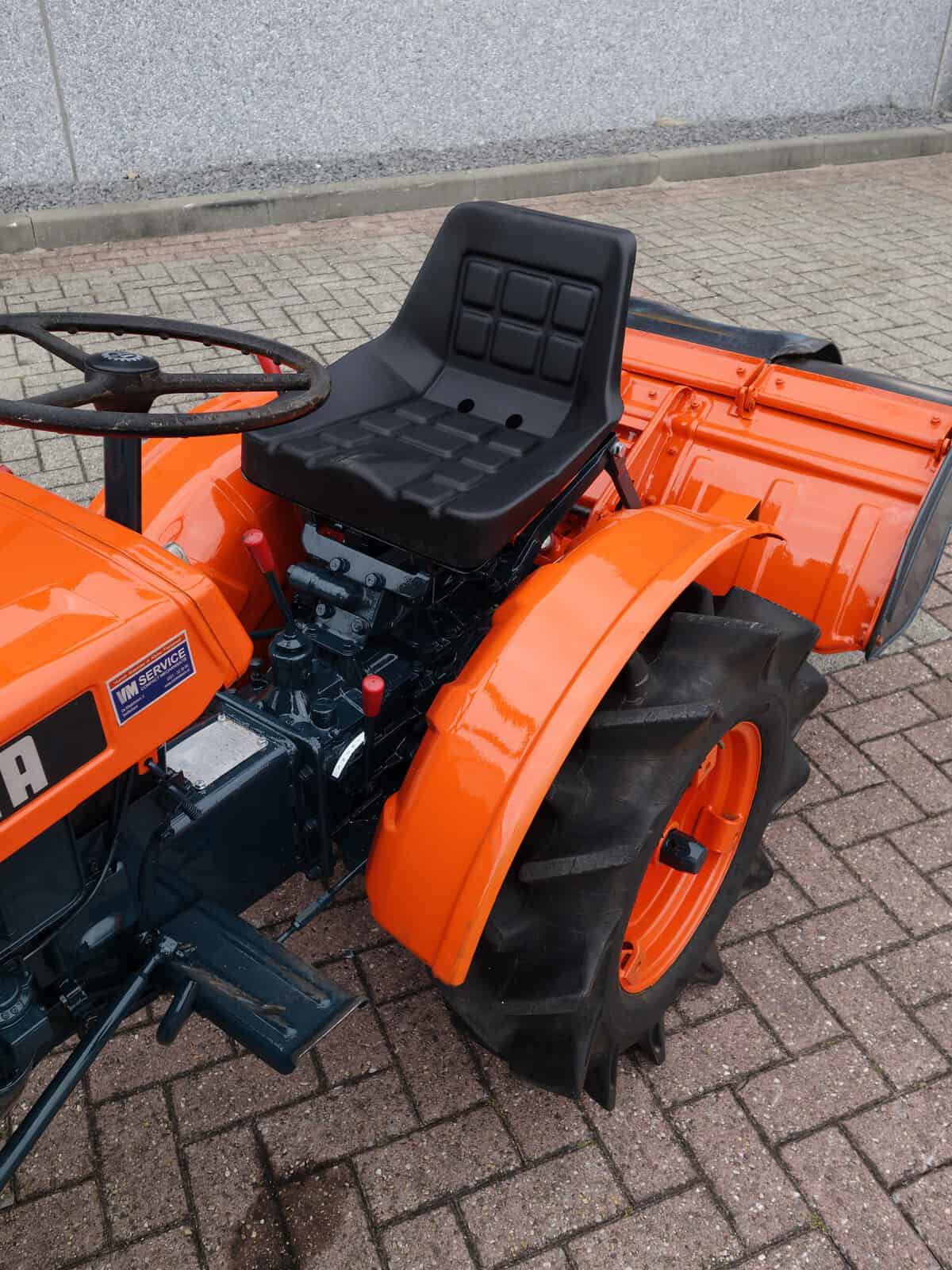 Kubota B6000 2wd - Afbeelding 7