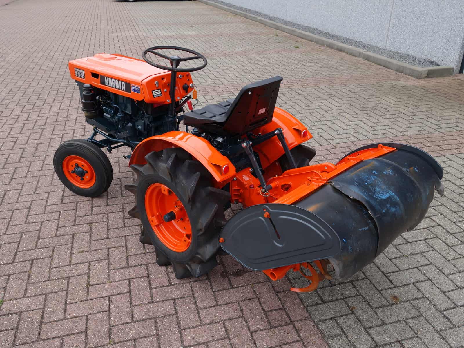 Kubota B6000 2wd - Afbeelding 9