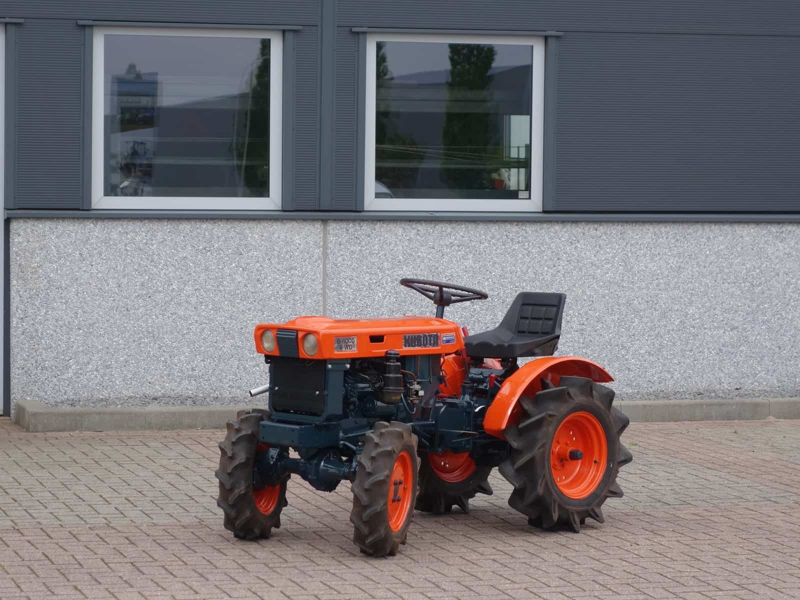 Kubota B6000 4wd